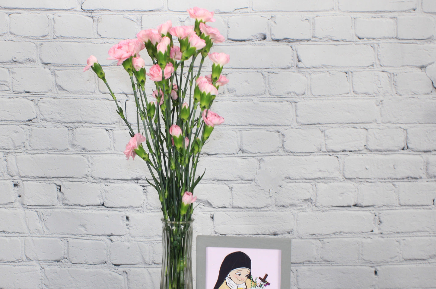 Fresh & Natural Mini Carnations - Pink
