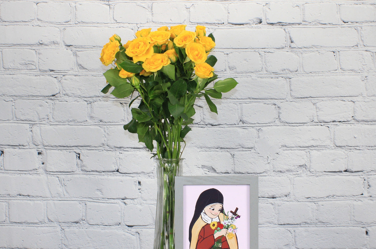 Fresh & Natural Spray Rose - Yellow