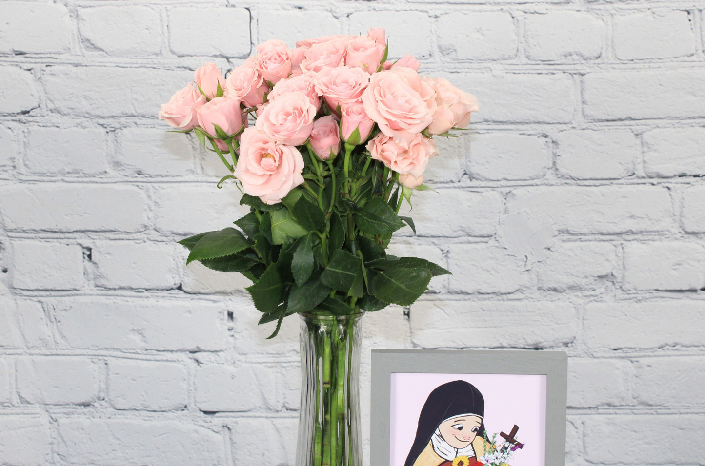 Fresh & Natural Spray Rose - Light Pink